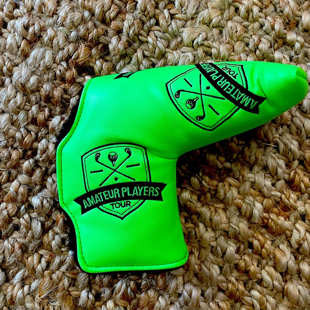 Putter Headcover for blade style putter.